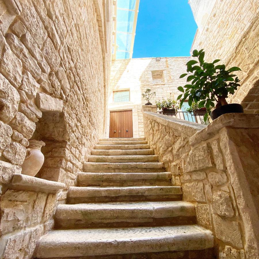 Apartmán Palazzo Morola XIV Century Giovinazzo Exteriér fotografie