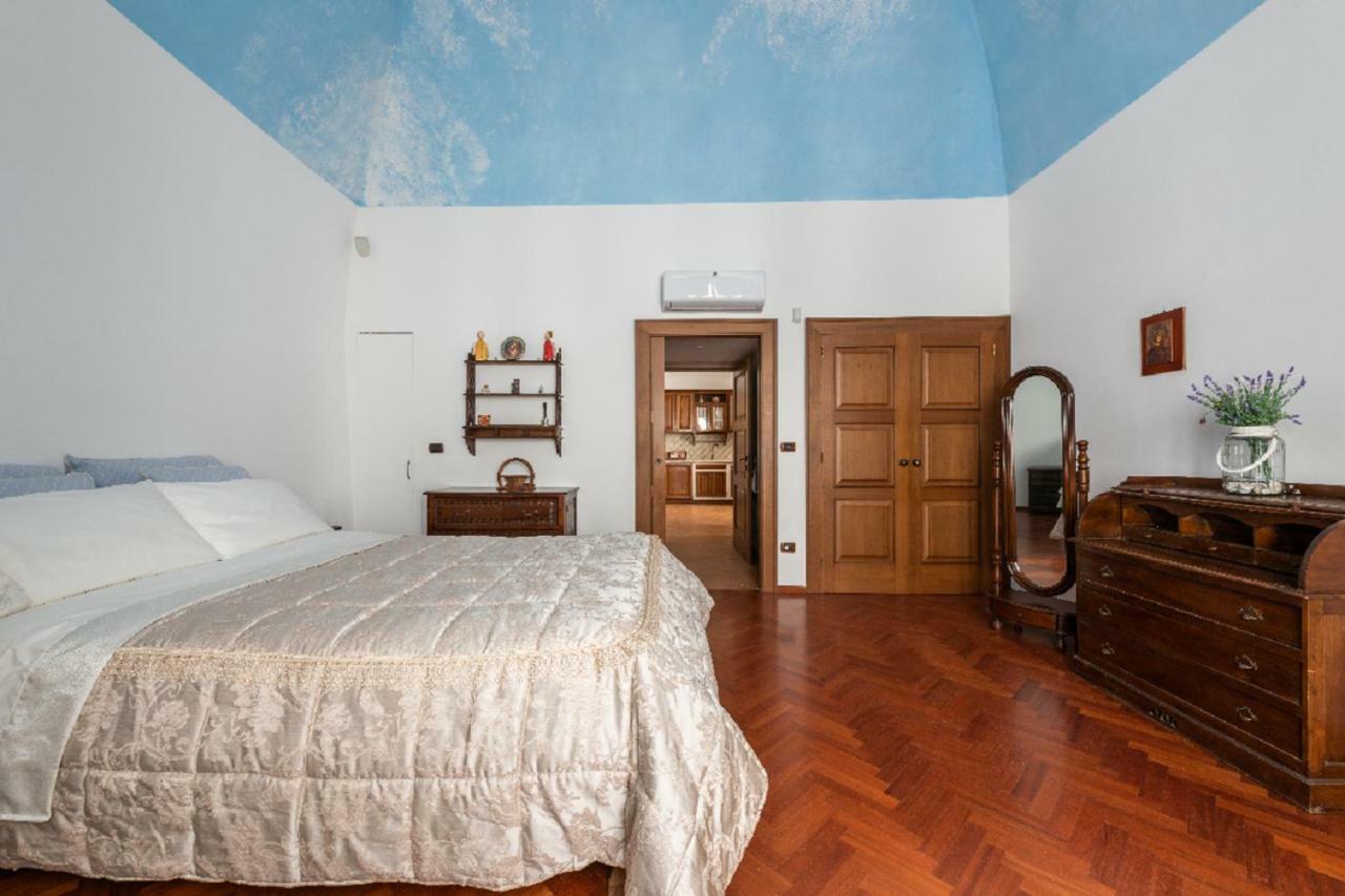 Apartmán Palazzo Morola XIV Century Giovinazzo Exteriér fotografie