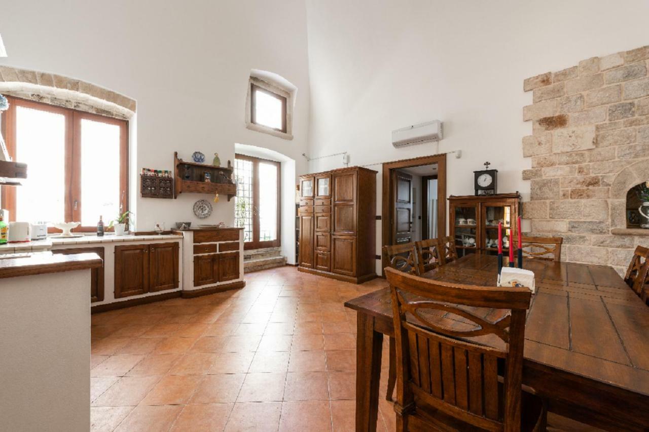 Apartmán Palazzo Morola XIV Century Giovinazzo Exteriér fotografie